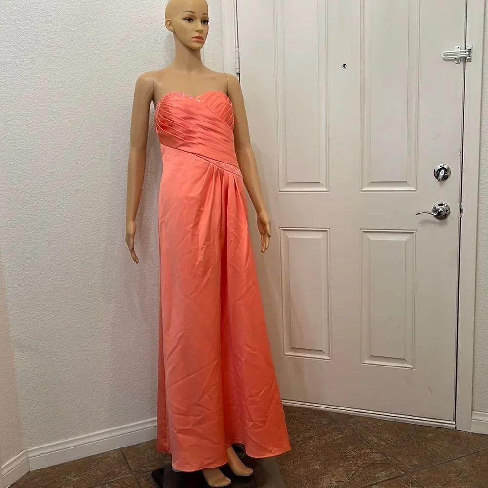 David’s Bridal Dress Sz 10 Strapless Peach Coral Tangerine Beaded Sequin Ruched